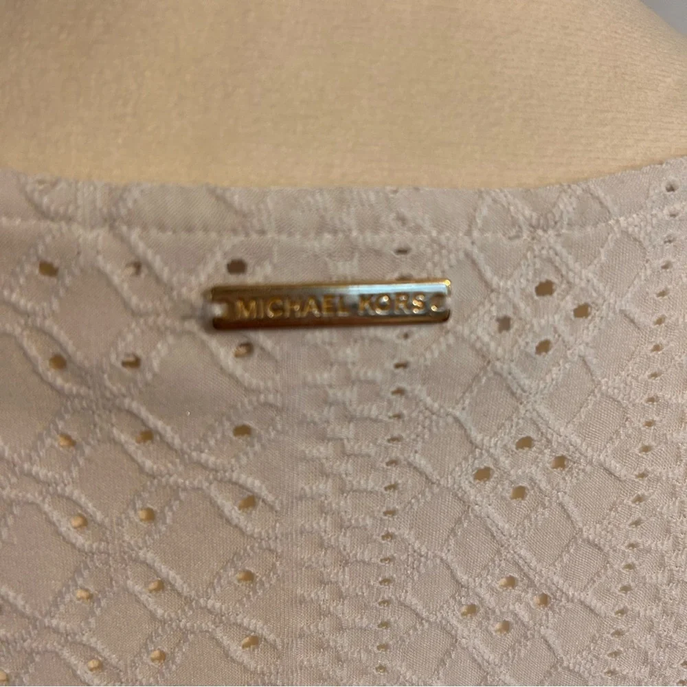 Michael Kors white short sleeved top‎ size medium butterfly sleeves